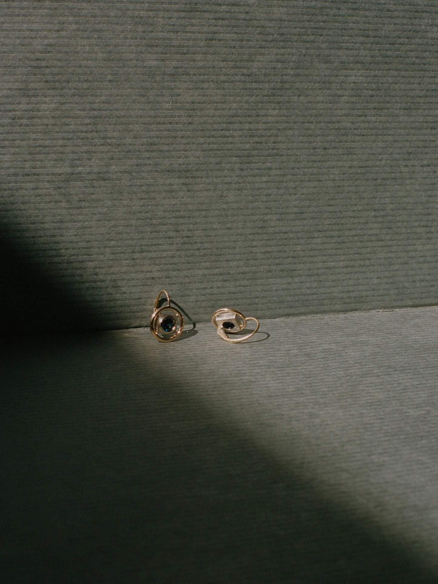 Jardin Earrings (sapphire)