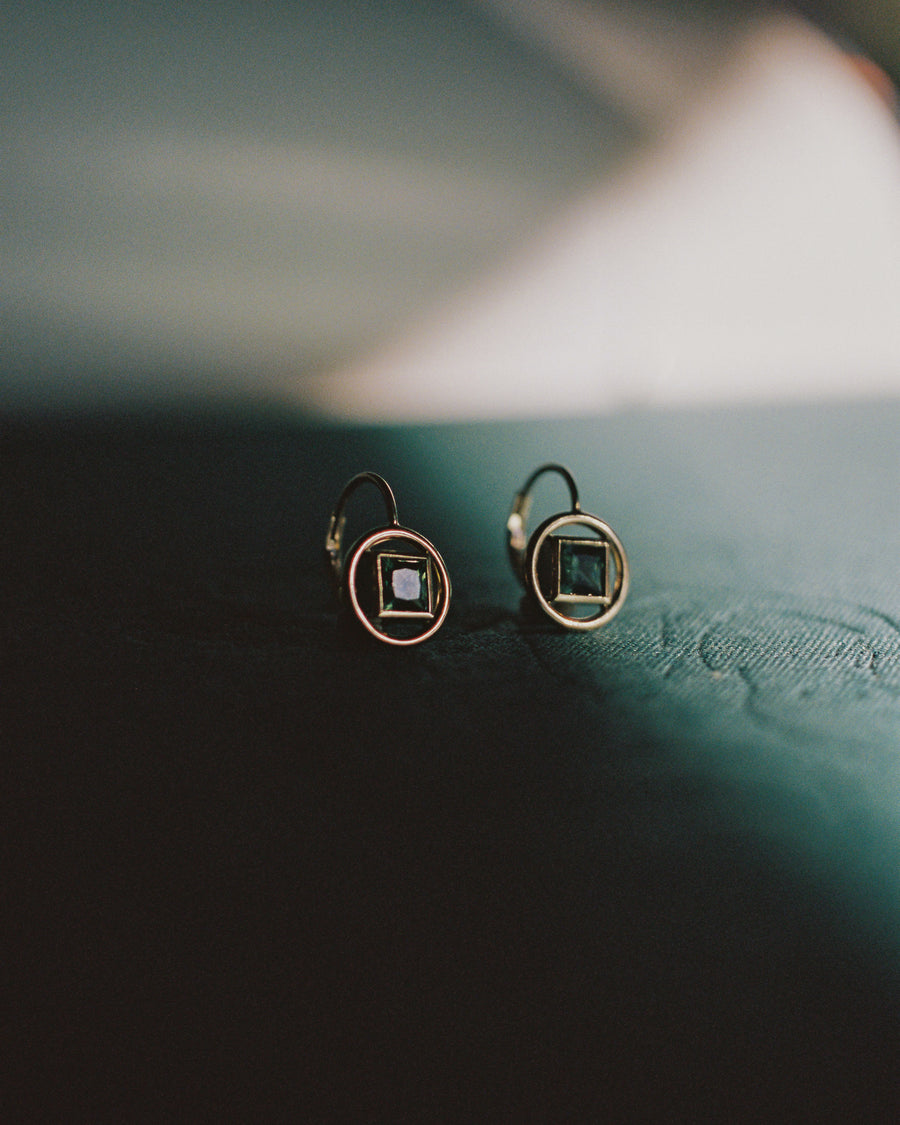 Jardin Earrings (princess-cut sapphire)