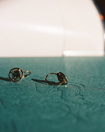 Jardin Earrings (princess-cut sapphire)