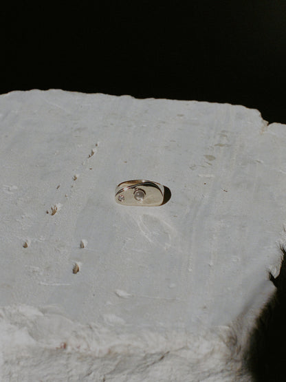 Memphis Ring (in diamond and quartz)